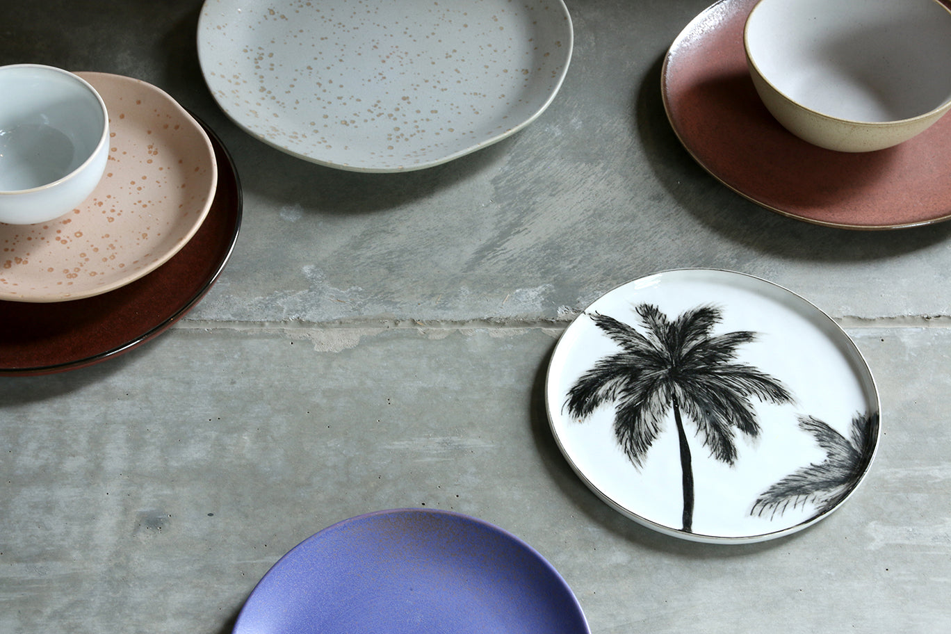 Porcelain Side Plate Palms van HKliving te koop bij LEEF mode en accessoires Meppel