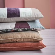 Velvet cushion mint/cerise van HKliving te koop bij LEEF mode en accessoires Meppel