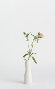 Bottle vase #6 White van Foekje Fleur te koop bij LEEF mode en accessoires Meppel